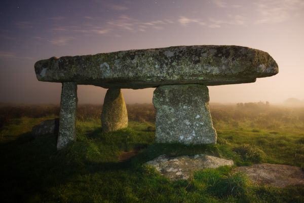 An easy light paint, Lanyon Quoit. An easy light paint, Lanyon Quoit.