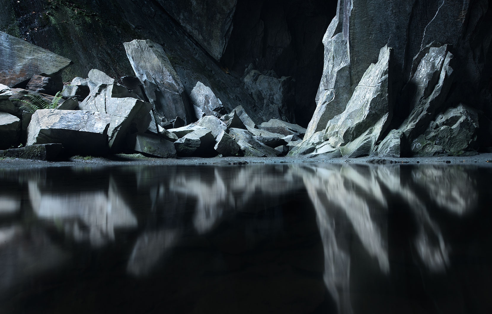 The magic of Cathedral Quarry - great light and subject matter