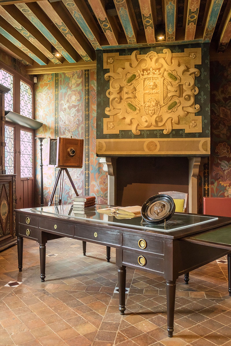 And finally I leave you with my new office - note the 1Dx of its time