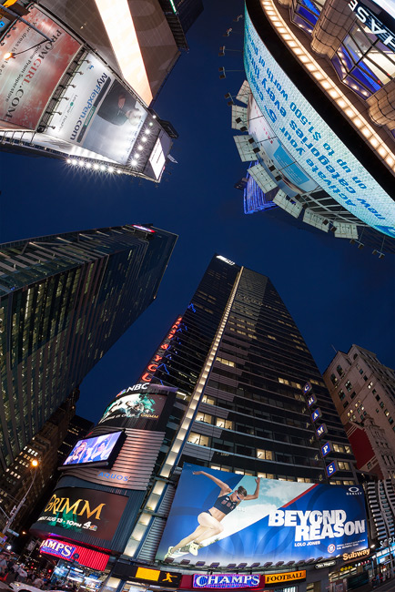 Sigma 15mm in Times Square, Manhattan